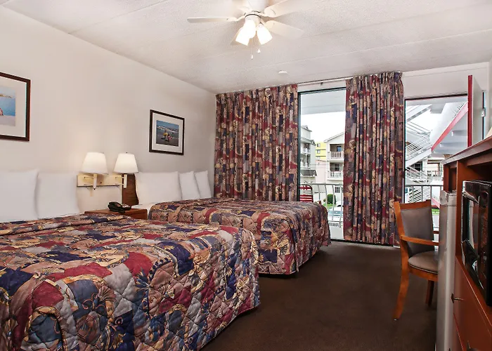 Matador Oceanfront Resort